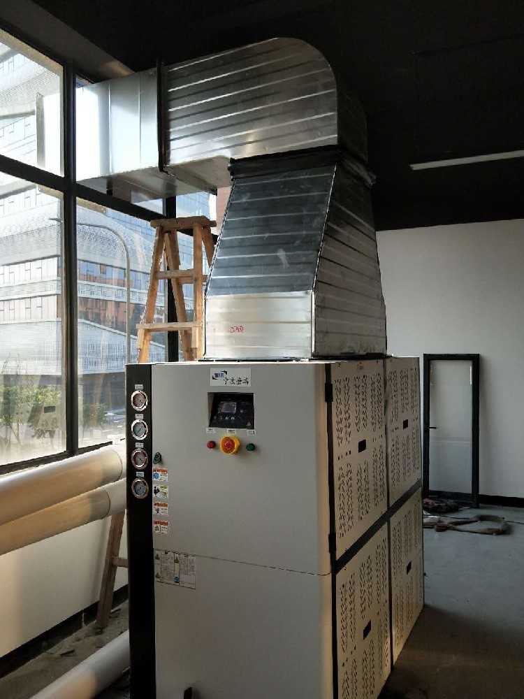 杭州灣冷風(fēng)機(jī)安裝完成